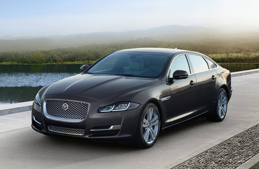 Jaguar XJ