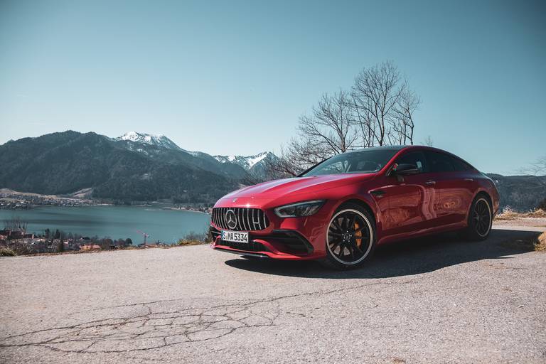 Mercedes-AMG GT 53 4Matic+ 4-Türer Coupé Front 1