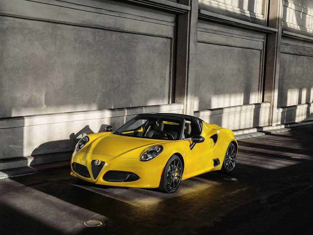 alfa-romeo-4c-front