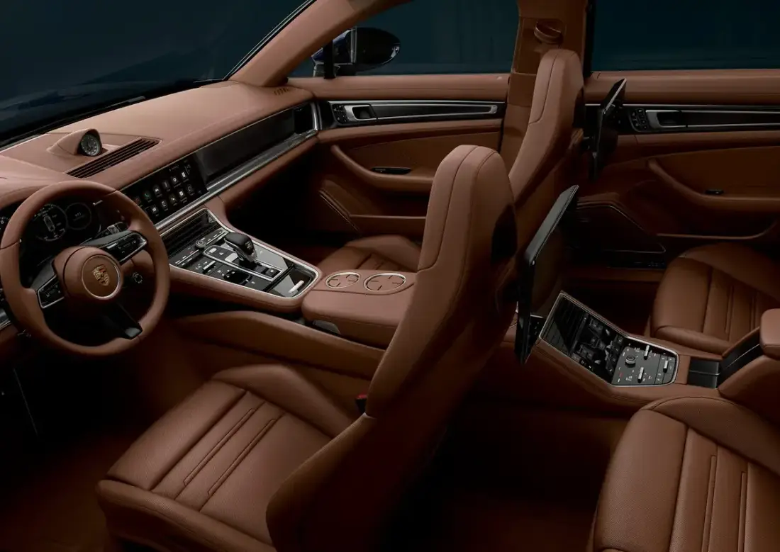 porsche-panamera-4s-interior