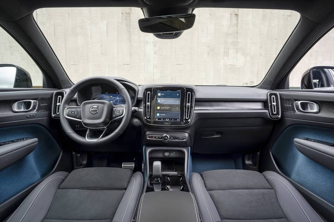volvo-c40-recharge-interior