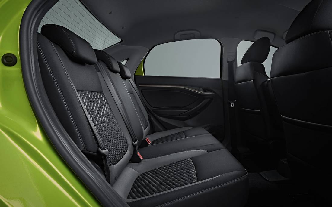 lada-vesta-sedan-seats