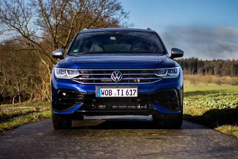 Volkswagen Tiguan R Front 2