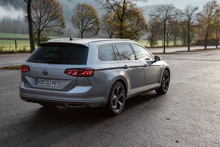 Autotest: Der VW Passat 2.0 TDI im Fahrbericht - AutoScout24