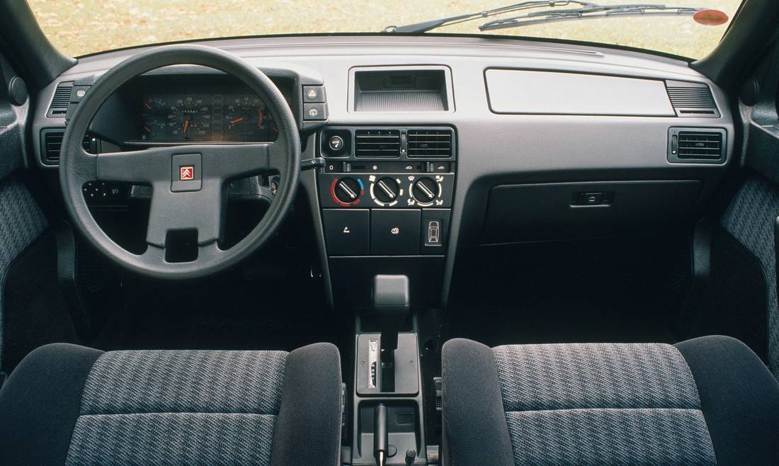 citroen-bx-interior