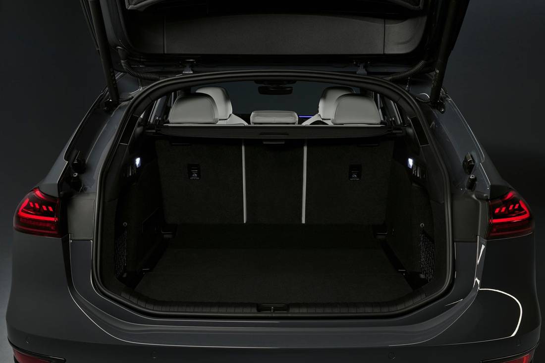 Audi-A6 Avant e-tron-2025-1600-2a