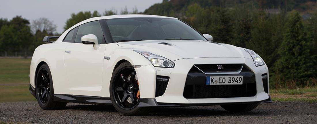 Nissan GT-R Hard Cover Prospekt GTR Deutsch mit Preisliste 