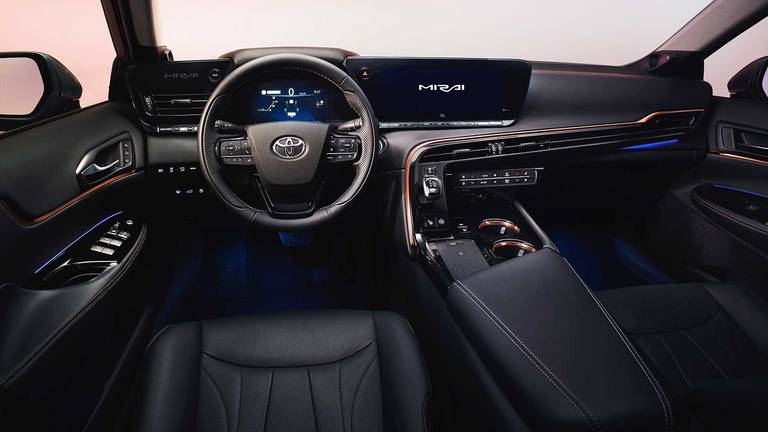 toyota-mirai-2020-side-interior