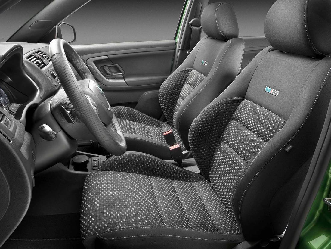 skoda-fabia-rs-seats