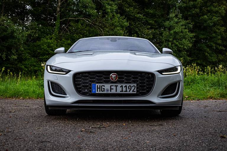 Jaguar-F-Type-P300-Front