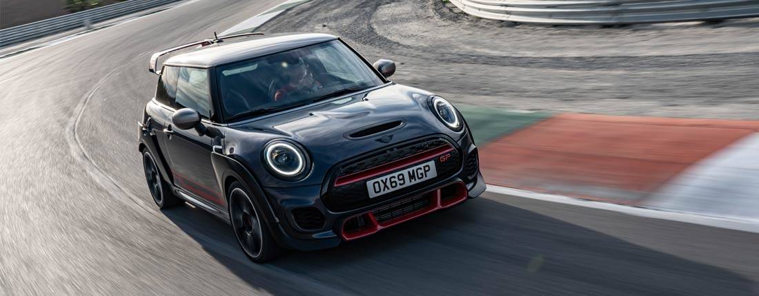 mini-john-cooper-works-gp-l-01