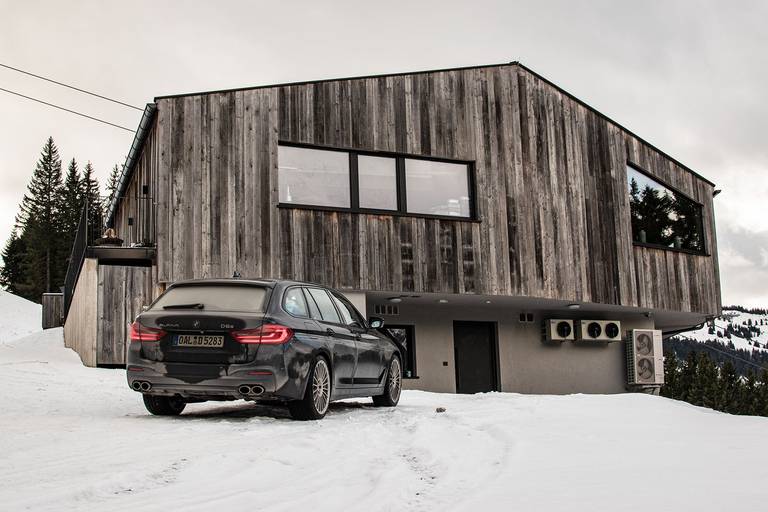 Alpina-D5S-Touring-Rear-Hochkoenig