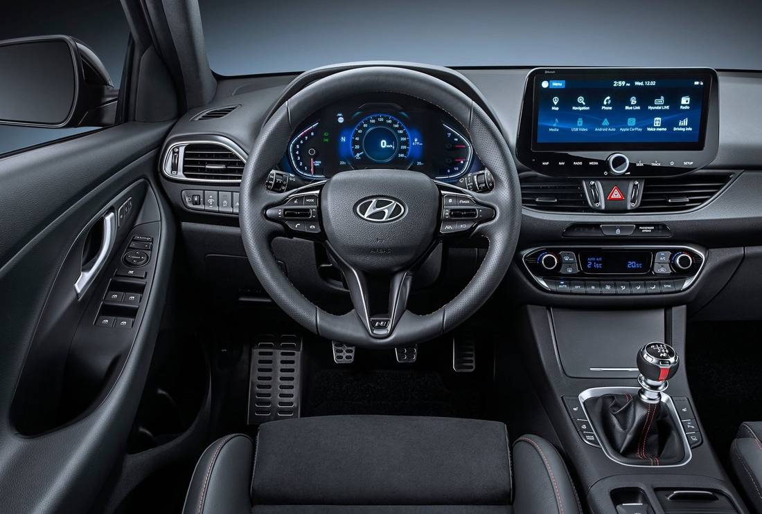 hyundai-i30-interior