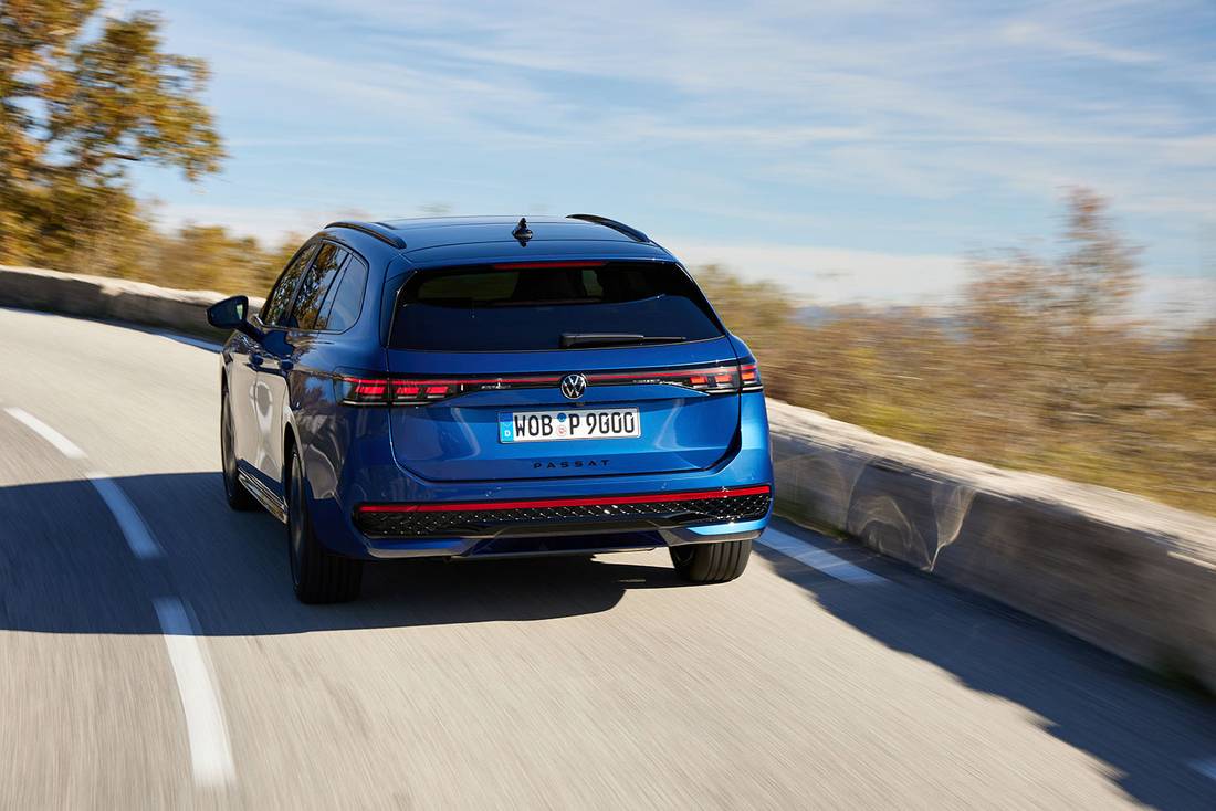 vw-passat-b9-2024-heck