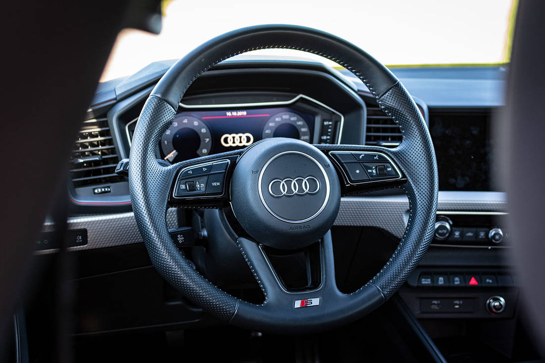 Audi-A1-Steering