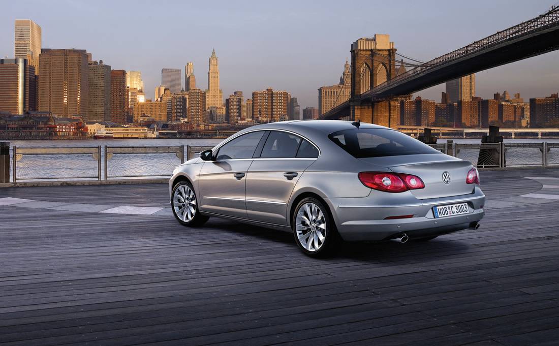 vw-passat-cc-back