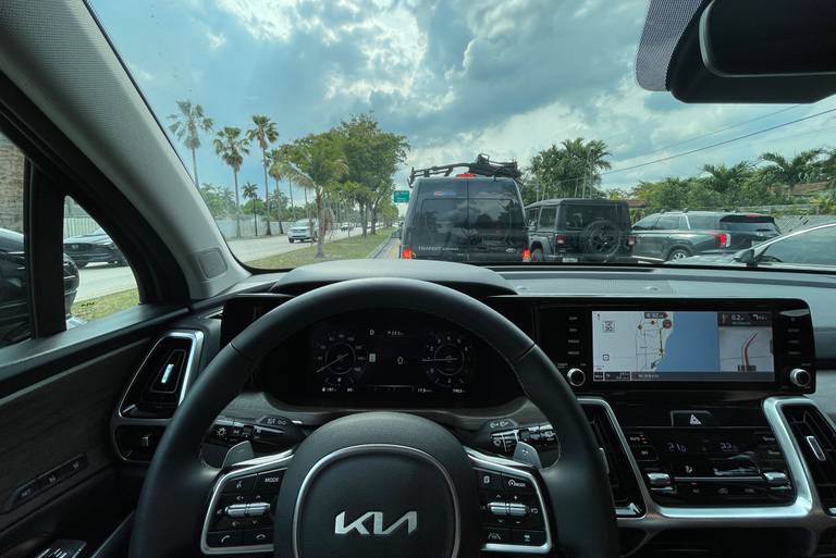  Stau gehört in der Metropolregion Miami genauso zum Alltag wie die Tatsache, dass sich viele Autofahrer ihre ganz eigenen Regeln schaffen. 