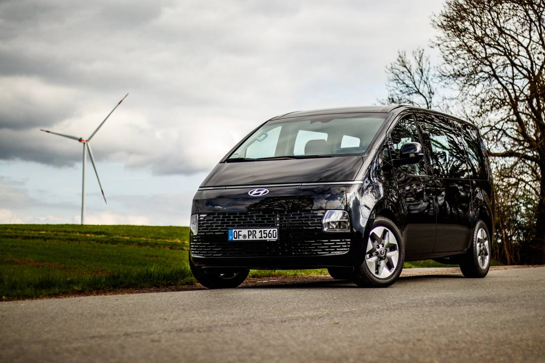 Hyundai Staria 2025 als 9-Sitzer-Hybrid: Raumwunder mit Schwächen im Detail