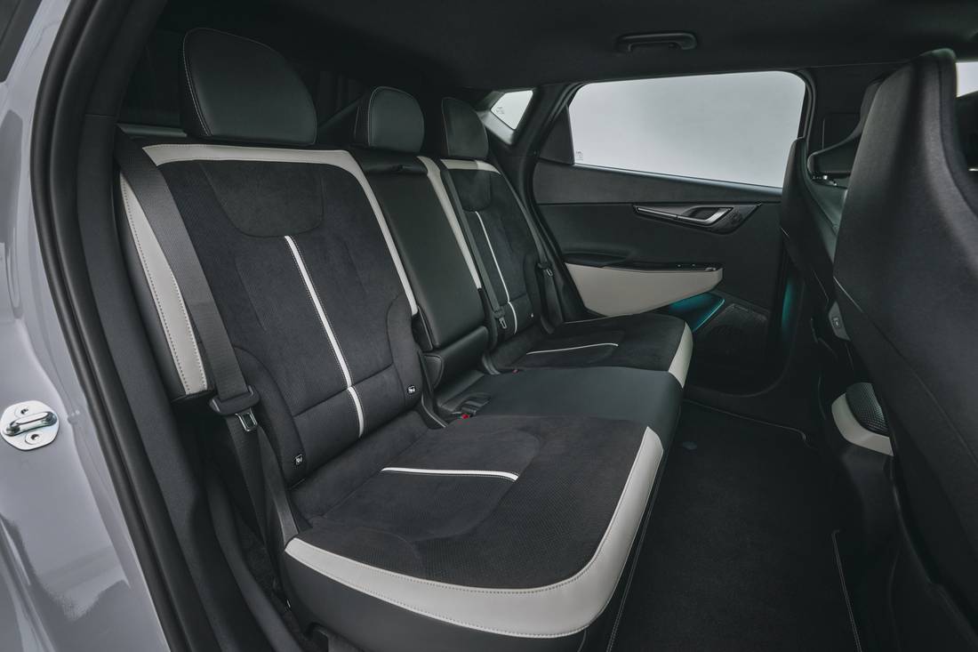 met-de-vernieuwde-kia-ev6-2024-ga-je-in-een-kwartier-van-groningen-naar-maastricht-2024-03