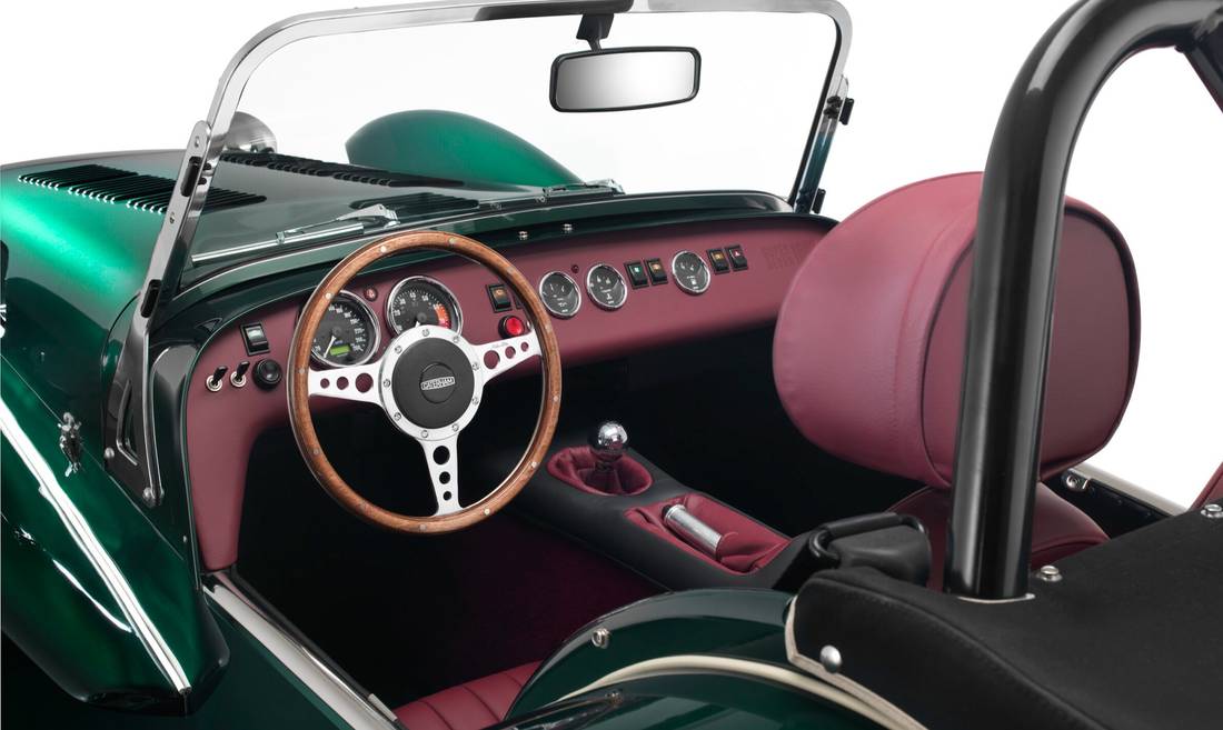 caterham-super-7-interior