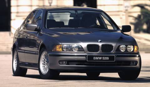 BMW 528