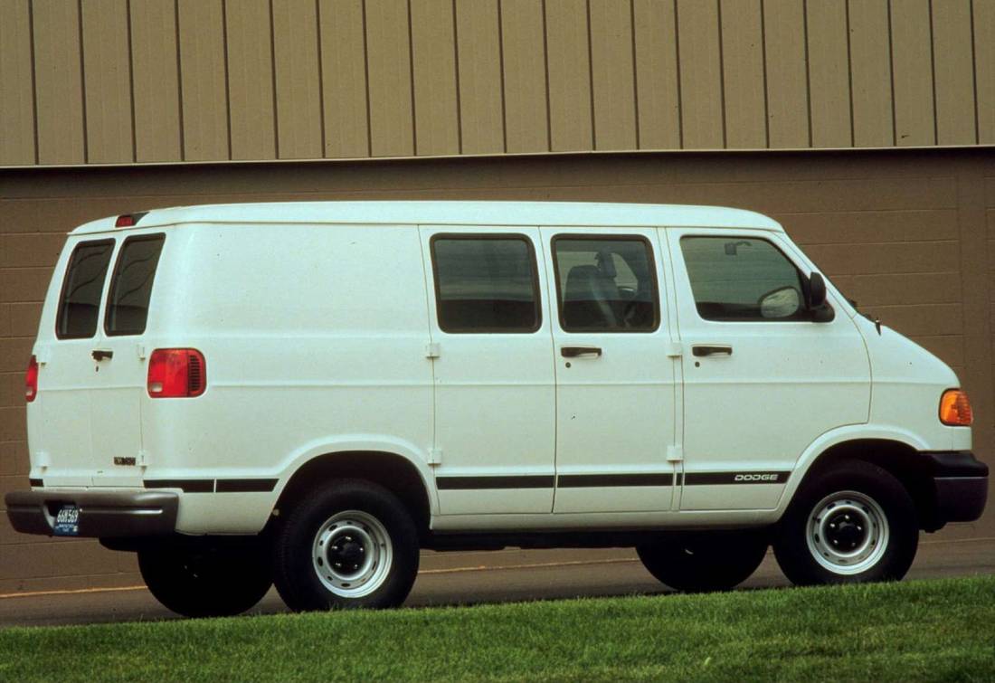 dodge-ram-van-side