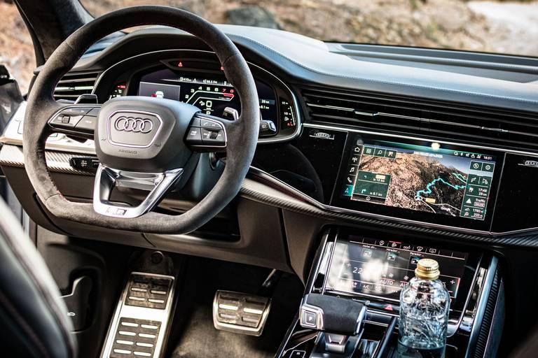 Audi-RSQ8-Interieur