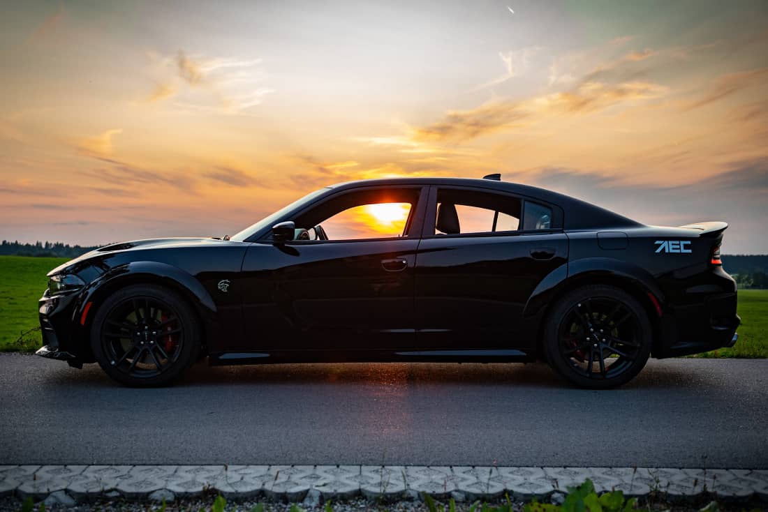 Dodge Charger Hellcat Side