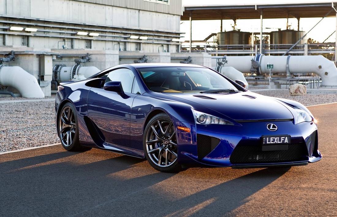 lexus-lfa-front