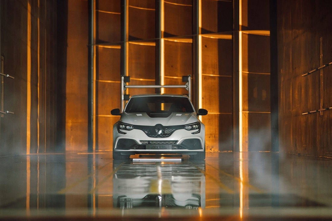 Renault-Megane-RS-Hero