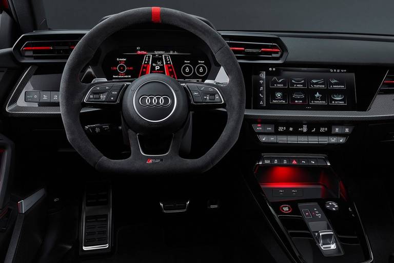 Audi-RS3-2022-Interieur