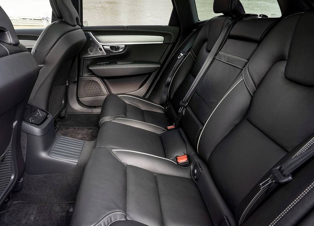 Volvo-V90-Seating