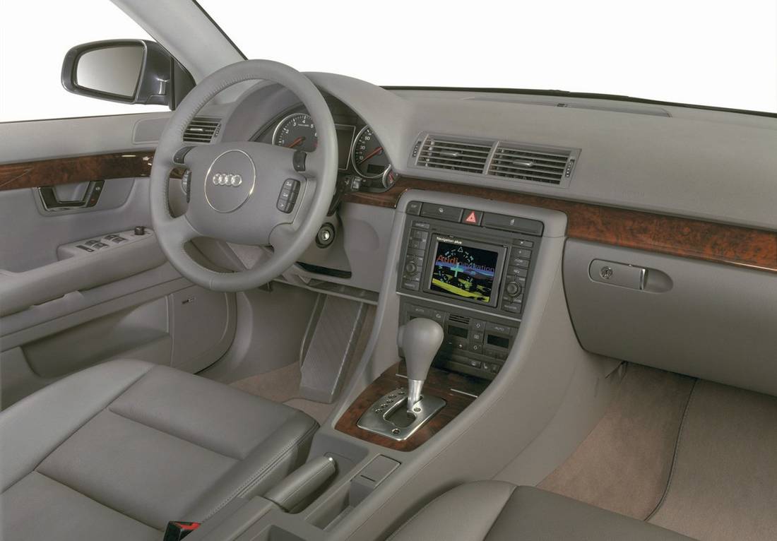 Audi-A4-2000 interior
