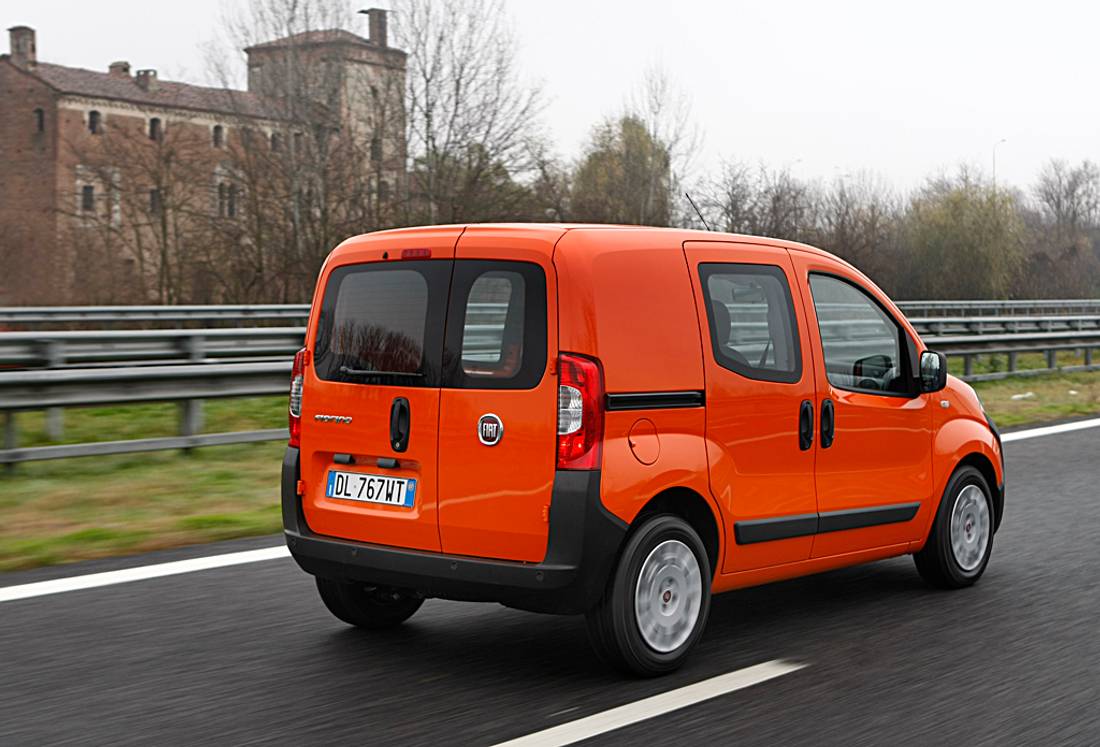 fiat-fiorino-back