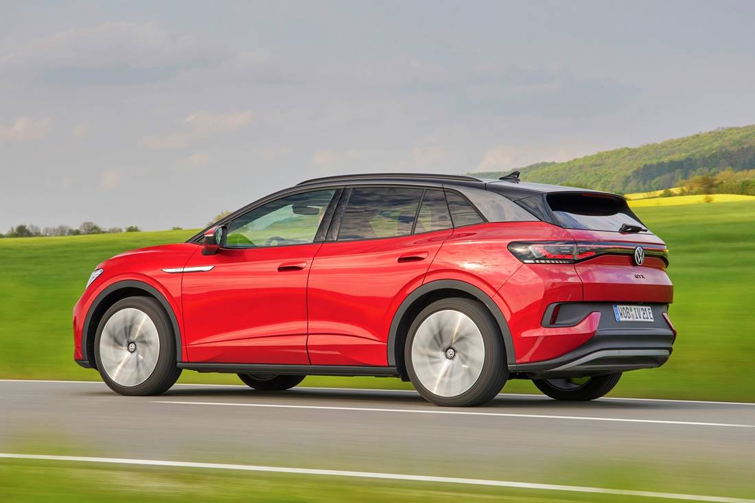  VW ID.3 und VW ID.4: Zwei relativ frische Elektroauto-Modelle, die 2021 in den Top Ten der meistverkauften Autos waren.