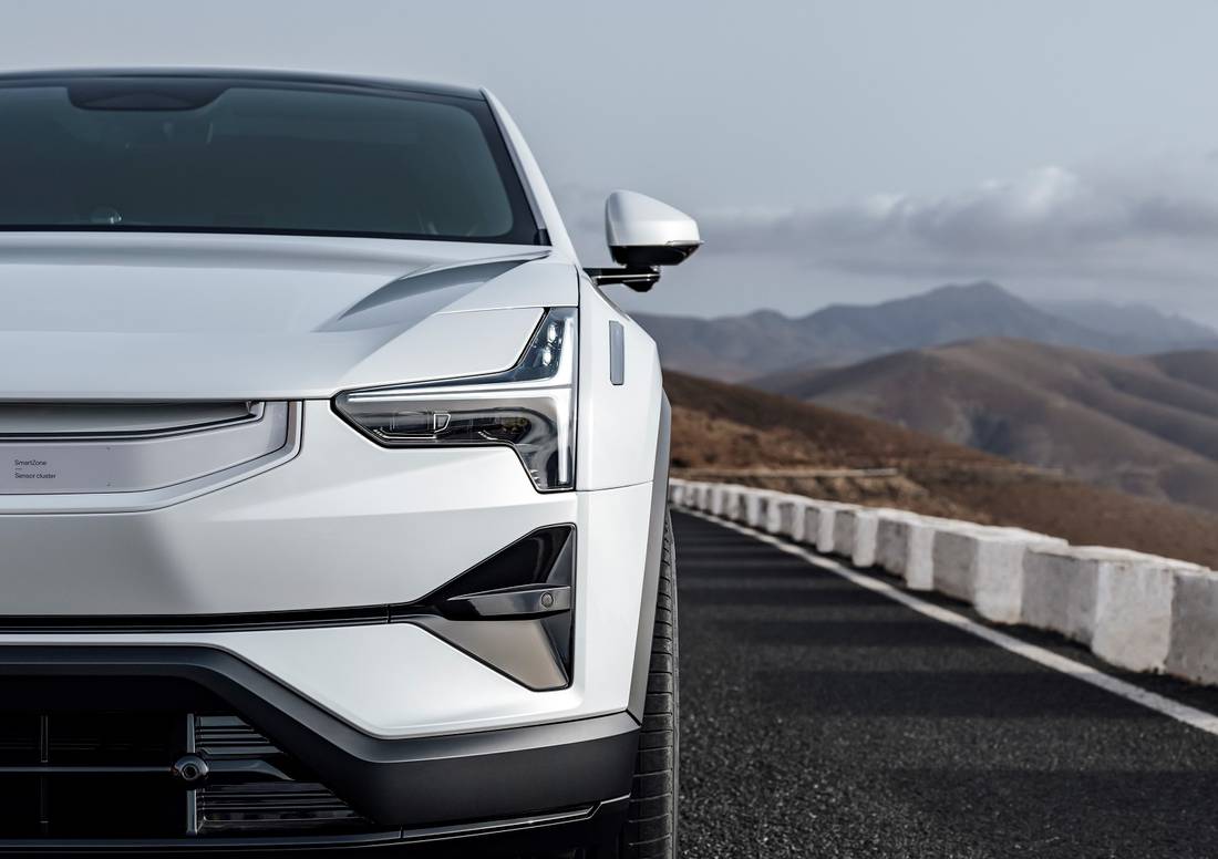 polestar-3-suv-coupe-front