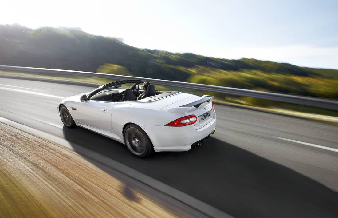 jaguar-xkr-s-cabrio-back