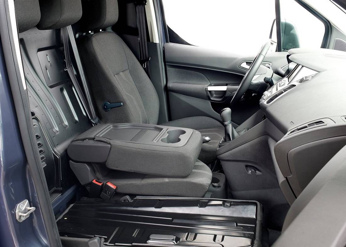 ford-transit-connect-interior