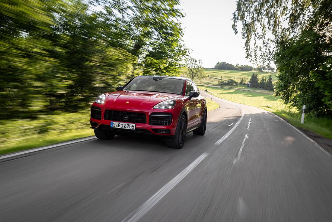 Porsche-Cayenne-GTS-Coupe-2020-Hero