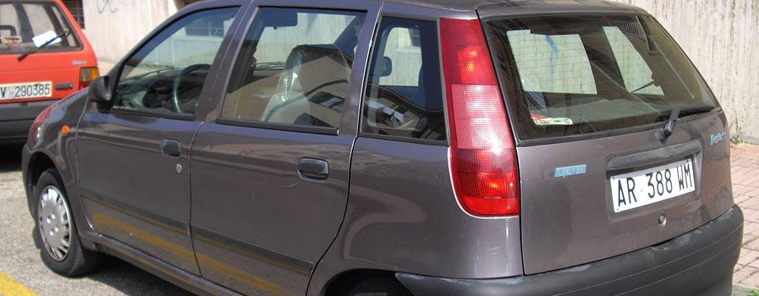 fiat-punto-176-l-02