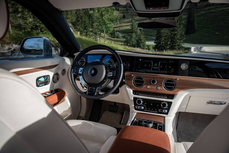 Rolls-Royce-Ghost-Cockpit