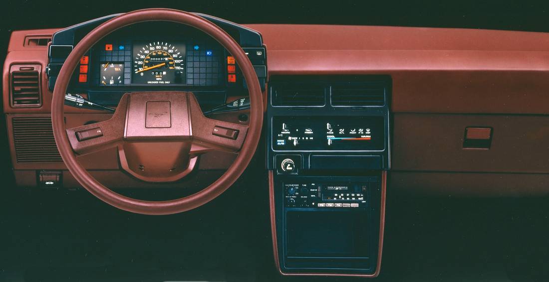 toyota-tercel-interior