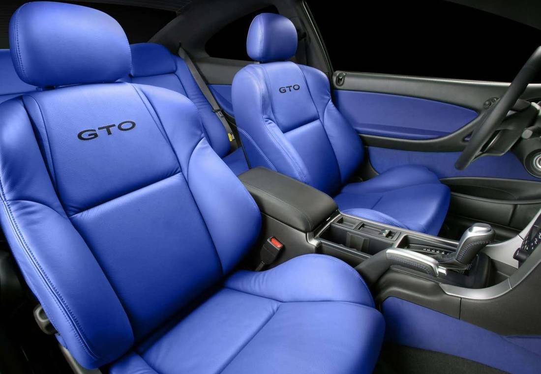 pontiac-gto-seats