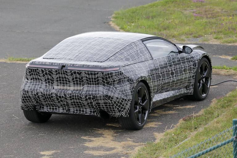 bmw-neue-klasse-4er-2026-seite-heck-2
