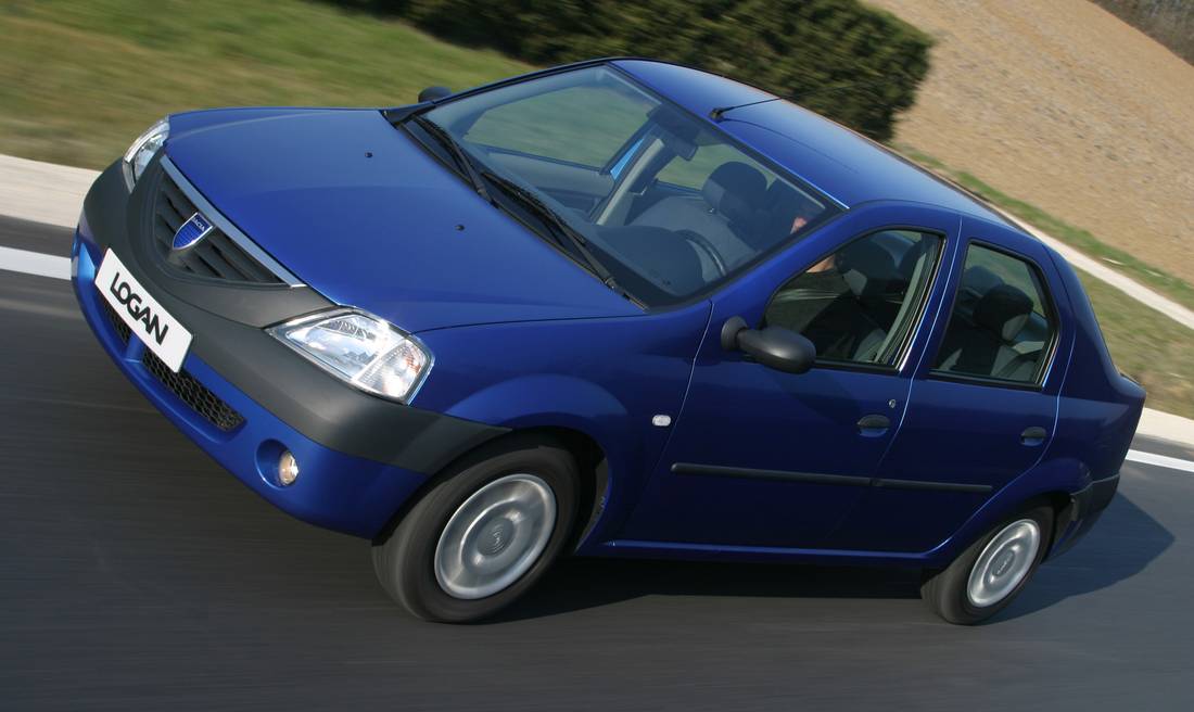 renault-logan-front