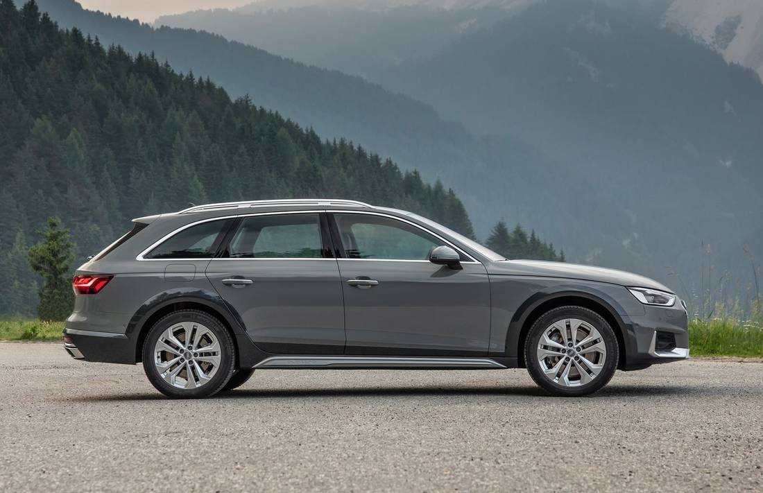 Audi-A4-allroad-quattro-Side