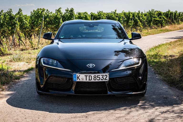 Toyota-Gr-Supra-Front