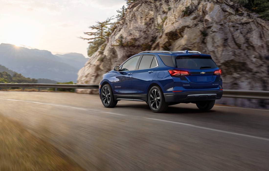 chevrolet-equinox-back