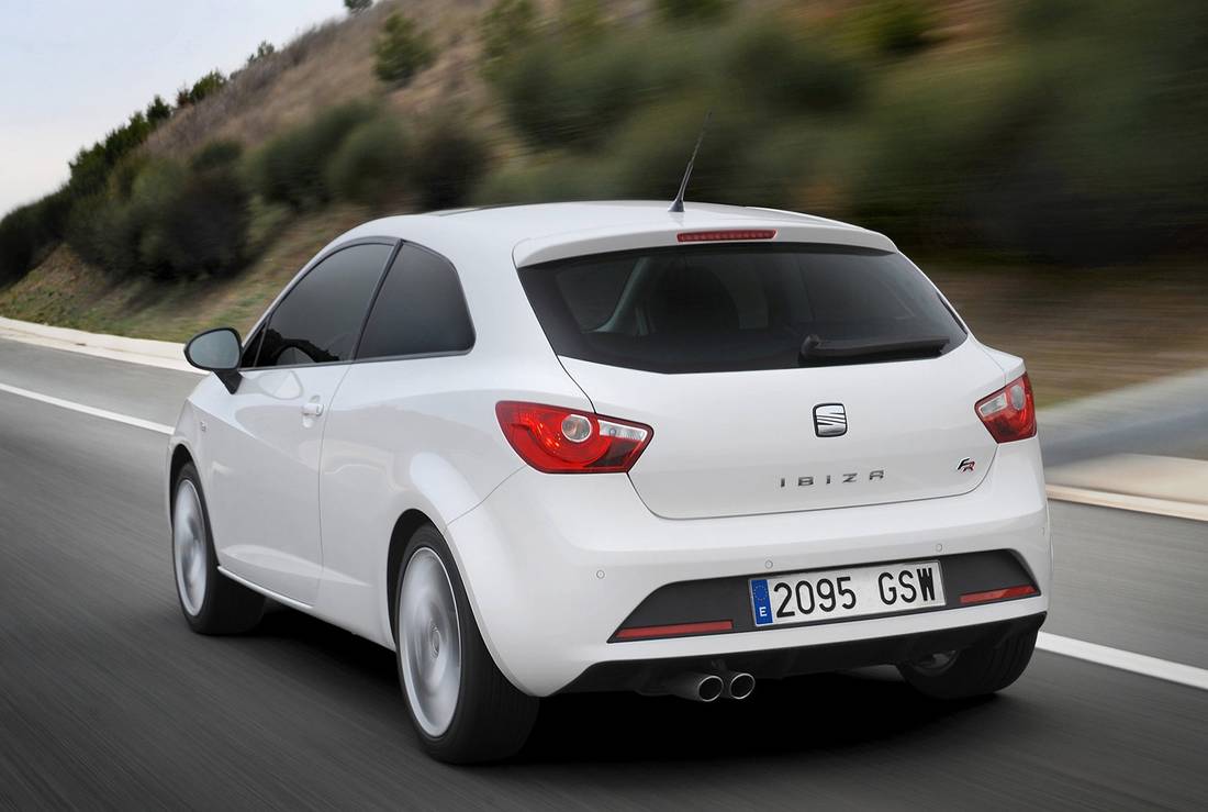 seat-ibiza-sc-back