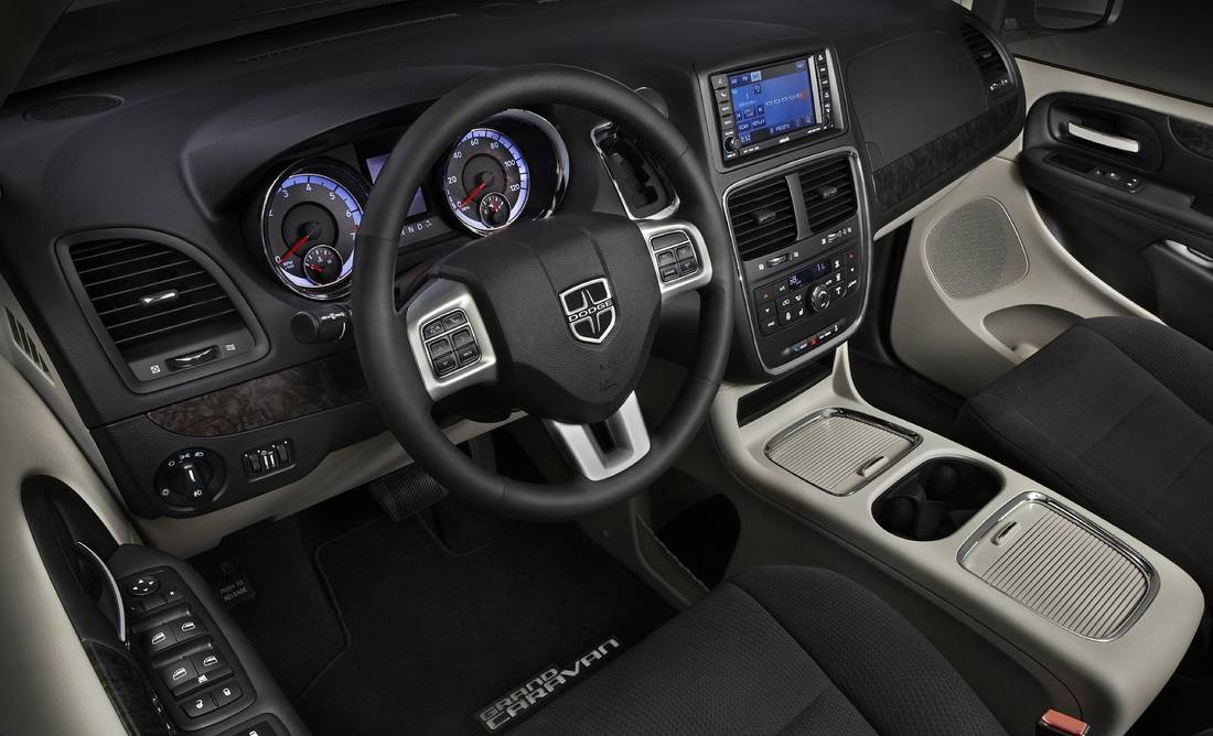 dodge-grand-caravan-interior